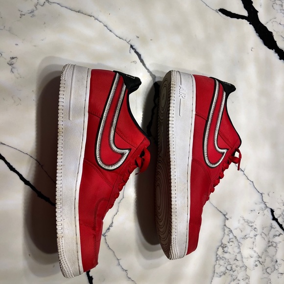 Reverse university red Air Force 1 - Picture 6 of 6